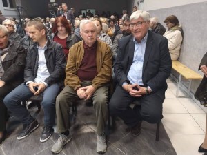 54519985_2123948141053260_3745384530639323136_n