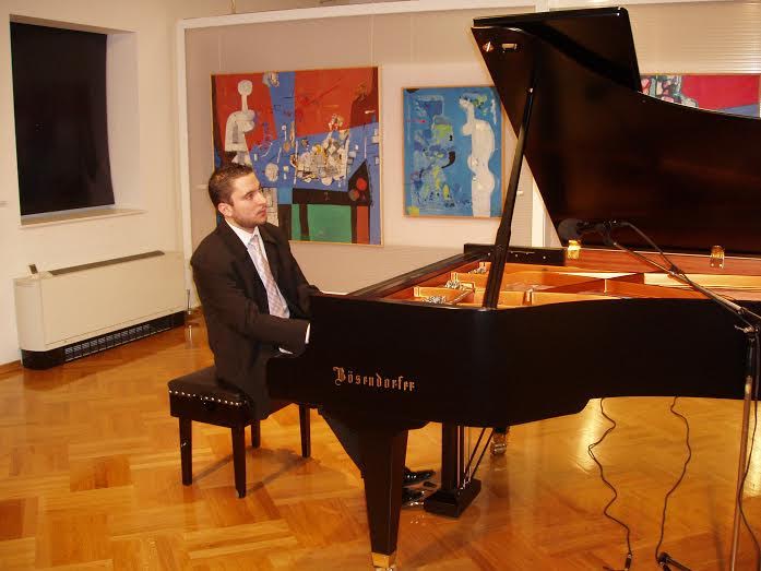 58a9c852-2f2d-49ef-8f06-7f17abf6546d